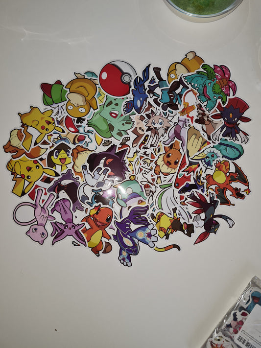 25 Pokémon Cartoon Vinyl Stickers/Decals