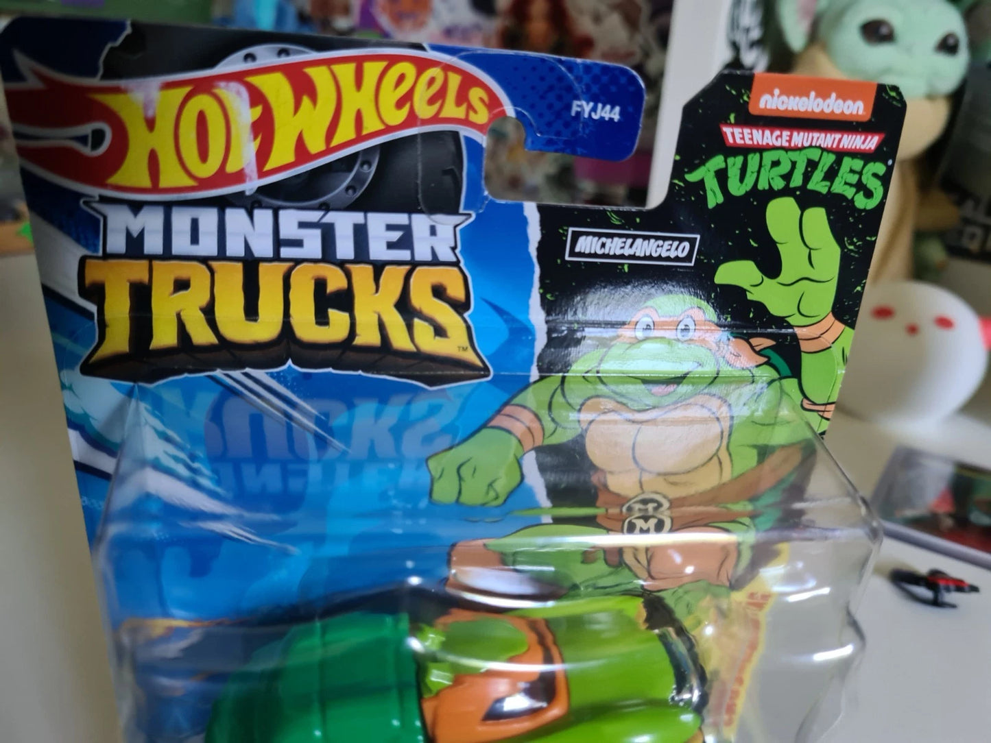 Hot Wheels Teenage Mutant Ninja Turtles Michelangelo 1:64 Monster Truck TMNT